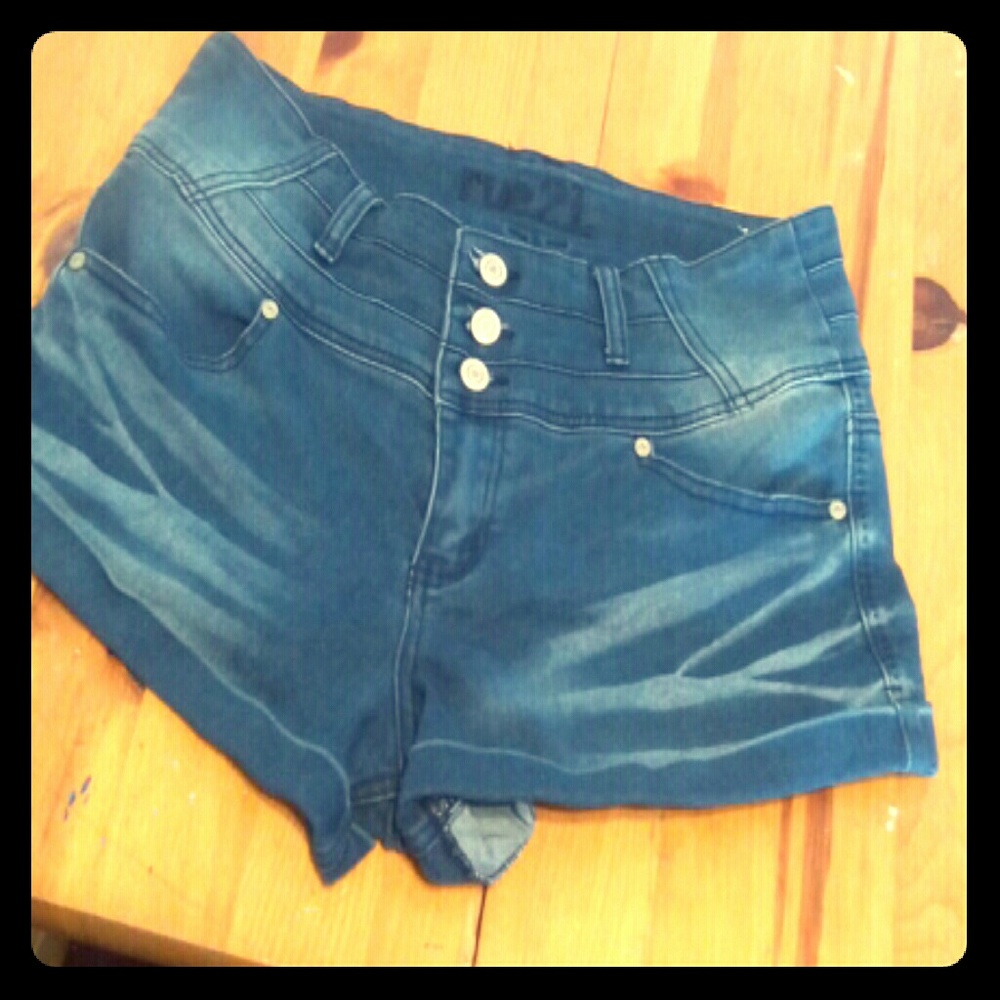 *LAST CHANCE!* Rue21 High waist shorts